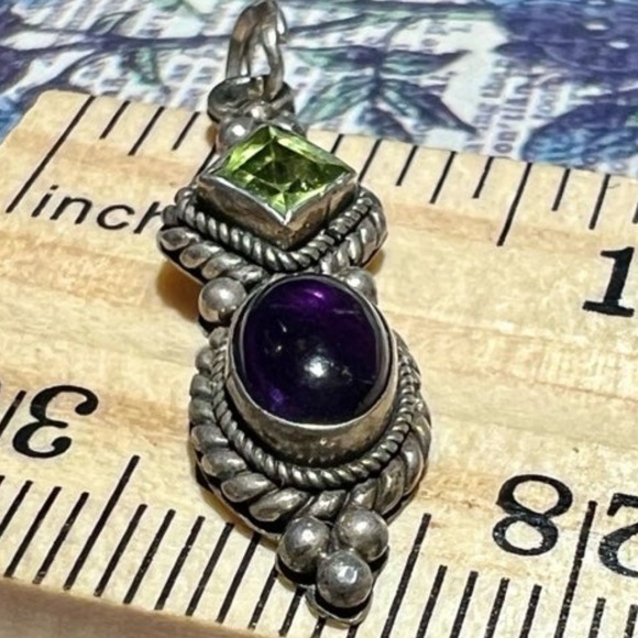 Vintage Peridot & Amethyst Pendant Double Braided halo Dotted Unique Design ! - Picture 14 of 16